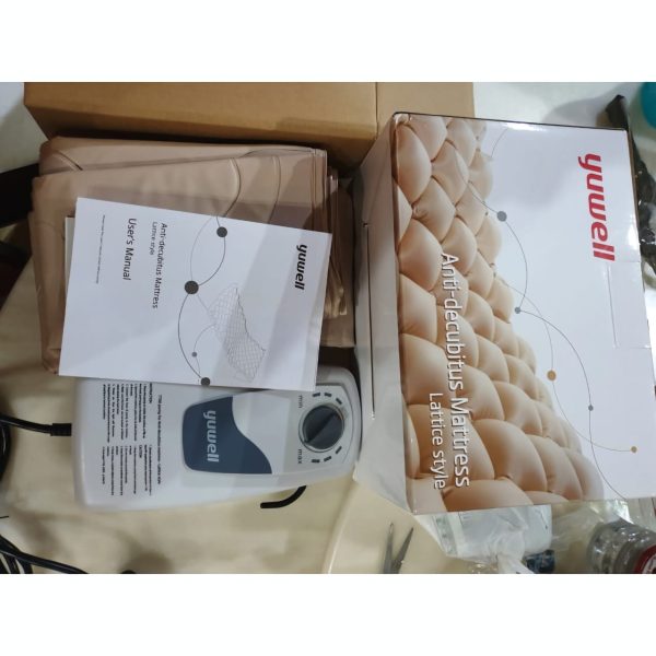 Yuwell Anti-Bedsore Air Mattress with Pressure Pump - Image 3